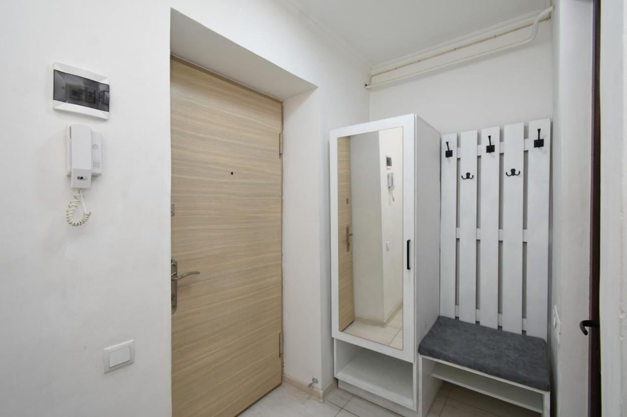 Cozy Apartment Near To The Metro H Kochar 19 예레반 외부 사진