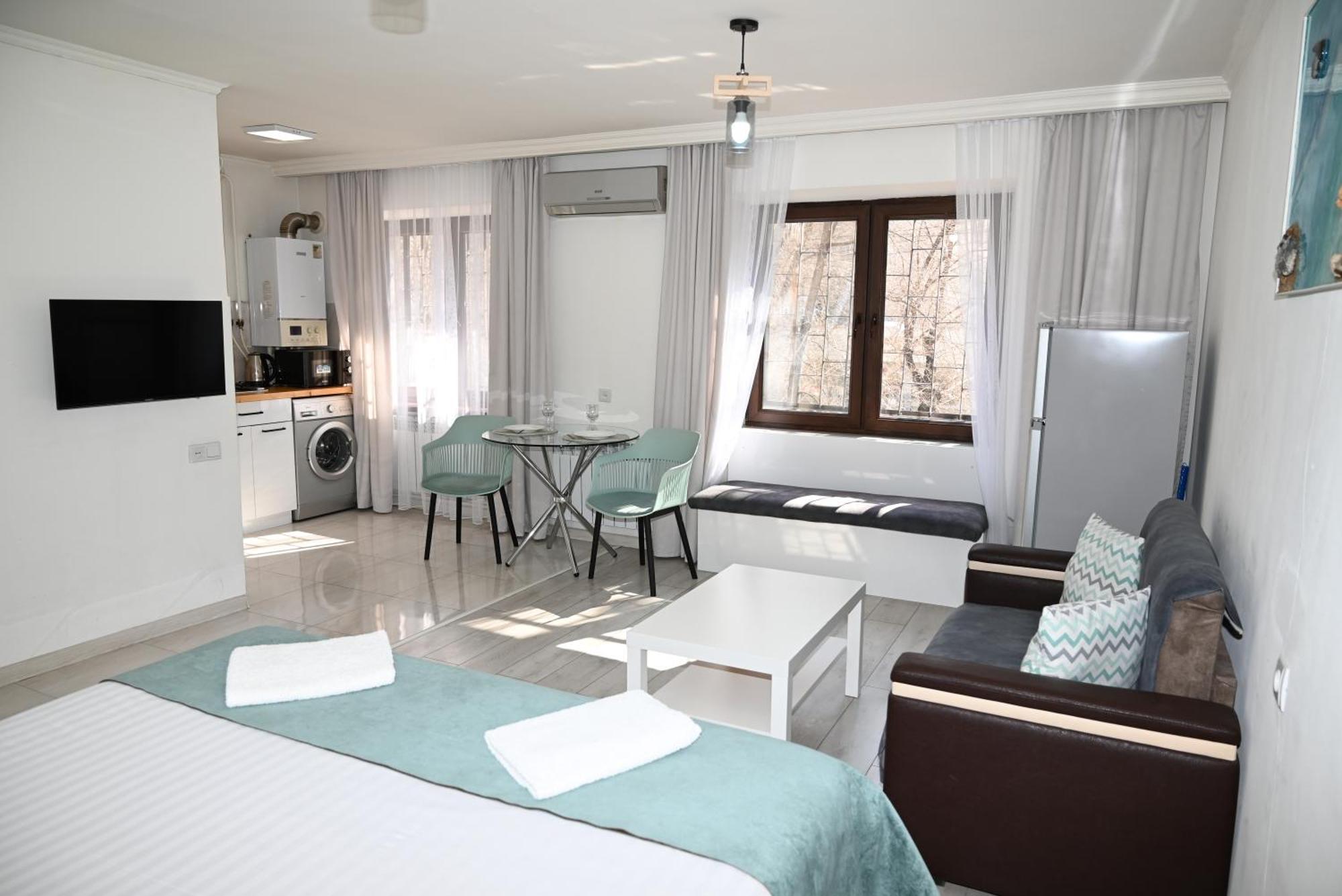 Cozy Apartment Near To The Metro H Kochar 19 예레반 외부 사진